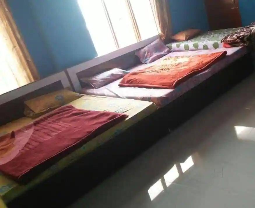 كاترا Anil Guest House المظهر الخارجي الصورة
